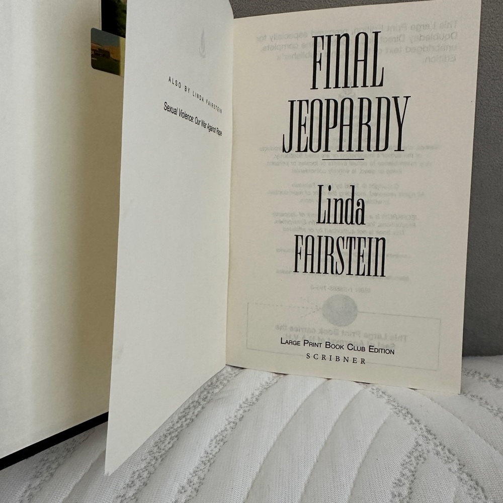 Final Jeopardy by Linda Fairstein Large Print Edition